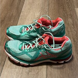 Women’s ASICS shoes